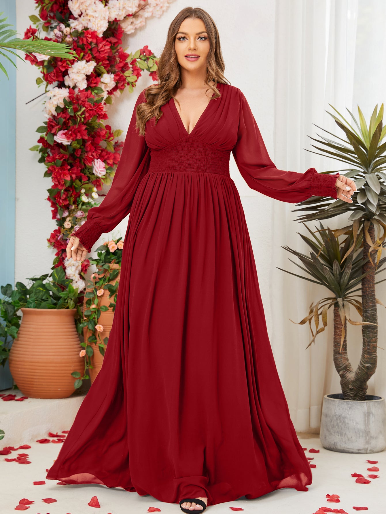 Women Plus Size V-neck Chiffon Evening Dresses for Bridesmaid Party V-neck  Chiffon Cocktail Semi-formal Dress – DolphinBanana